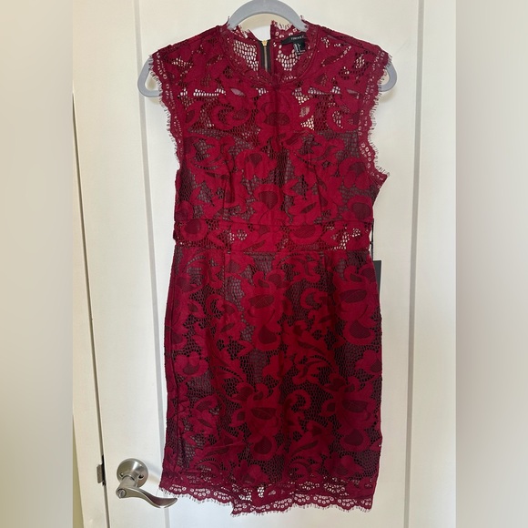 Dresses & Skirts - Brand New burgundy lace sleeveless dress - size L